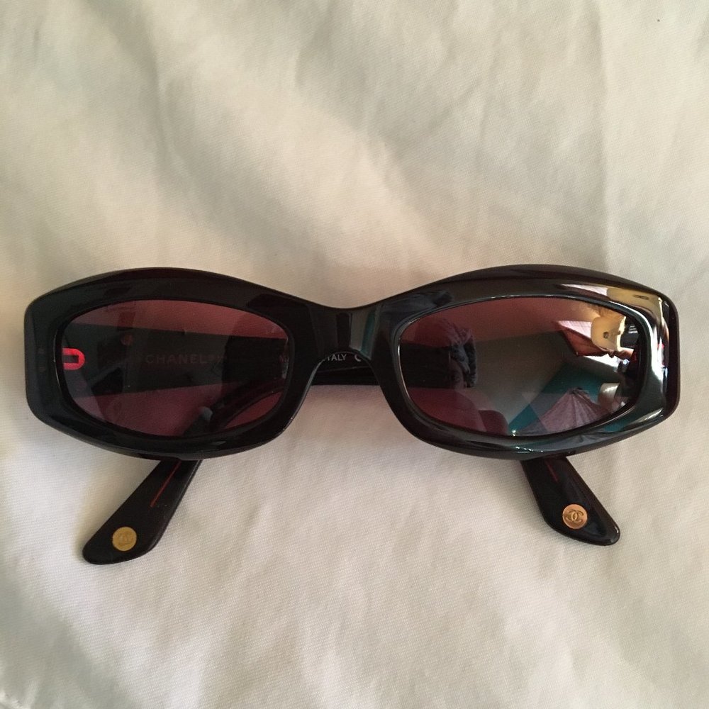 Black Chanel Vintage Sunglasses